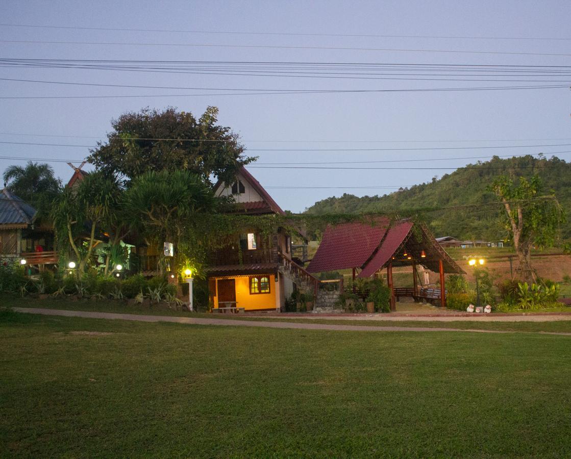 Phuphet Hill Resort Пу Руа Екстериор снимка